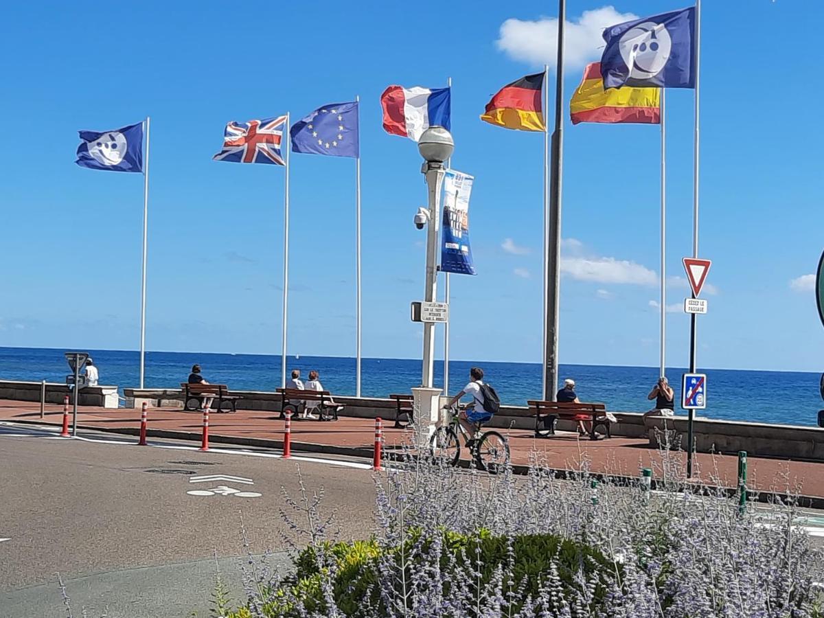 Appartement Vue Sur Mer Les Sables-dʼOlonne Dış mekan fotoğraf